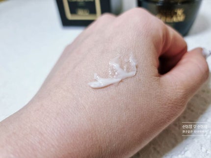 ベラ アルティメットエージ ネッククリーム/VELLA/フェイスクリームを使ったクチコミ(3枚目)