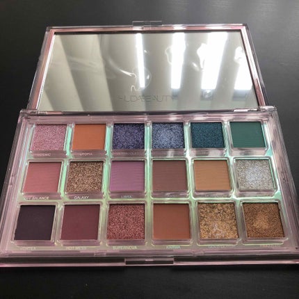MERCURY RETROGRADE/Huda Beauty/アイシャドウパレットを使ったクチコミ(1枚目)