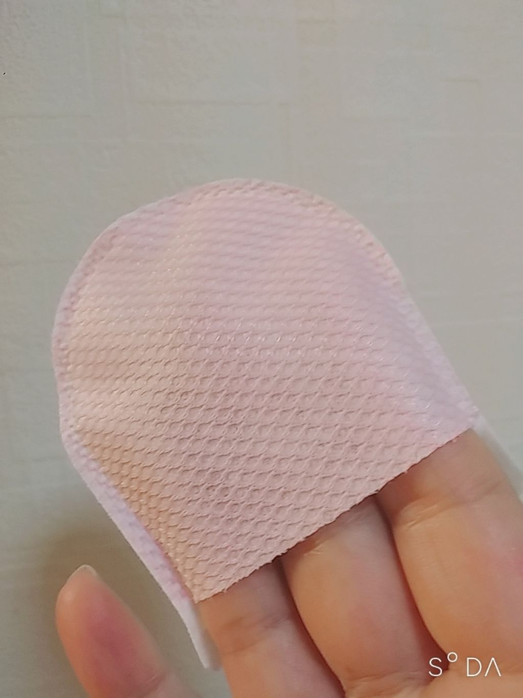 MEDIHEAL 酵素ピーリングパフのクチコミ「ピーリングとクレンジングが
一緒にできる　すぐれもの✴️

２つパフが　入ってます
両面を使っ.....」（3枚目）