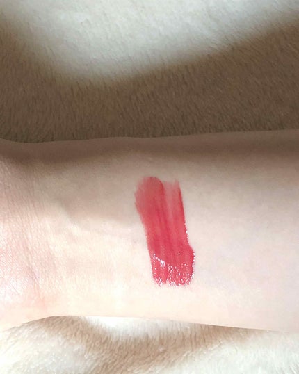 ヴォリュプテ ウォーター カラーバーム 11 フックミーベリー/YVES SAINT LAURENT BEAUTE/口紅を使ったクチコミ(2枚目)