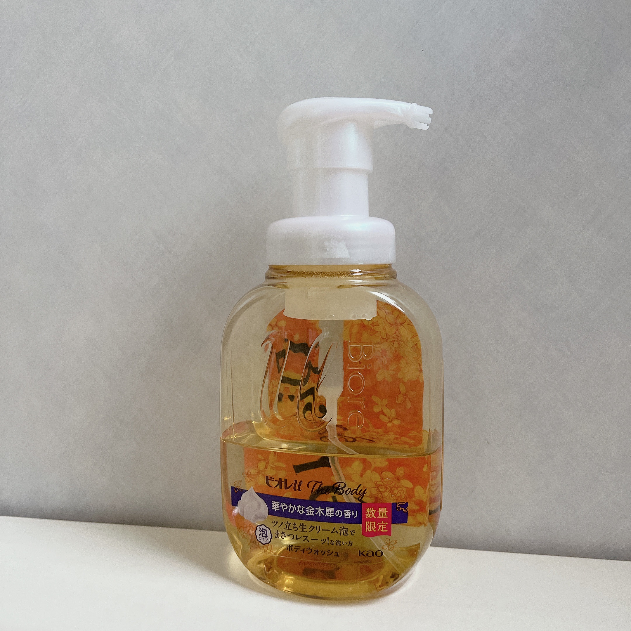 ビオレｕザ ボディ 泡タイプ ボディウォッシュ 金木犀の香り/ビオレu/ボディソープを使ったクチコミ（1枚目）