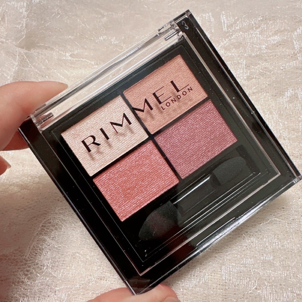 ワンダー エバー アイシャドウ/リンメル ロンドン/アイシャドウパレットを使ったクチコミ(5枚目)