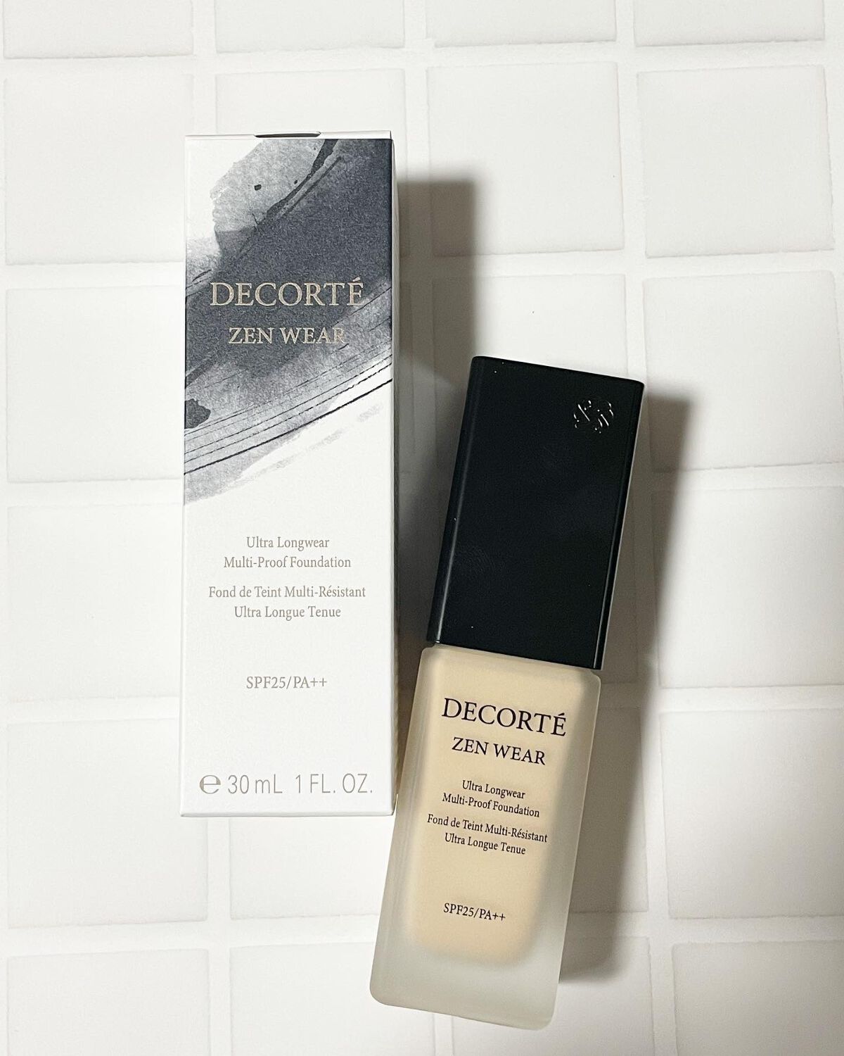 comaki on LIPS 「コスメデコルテのゼンウェアフルイドをお試ししました。キャップを..」(1枚目)