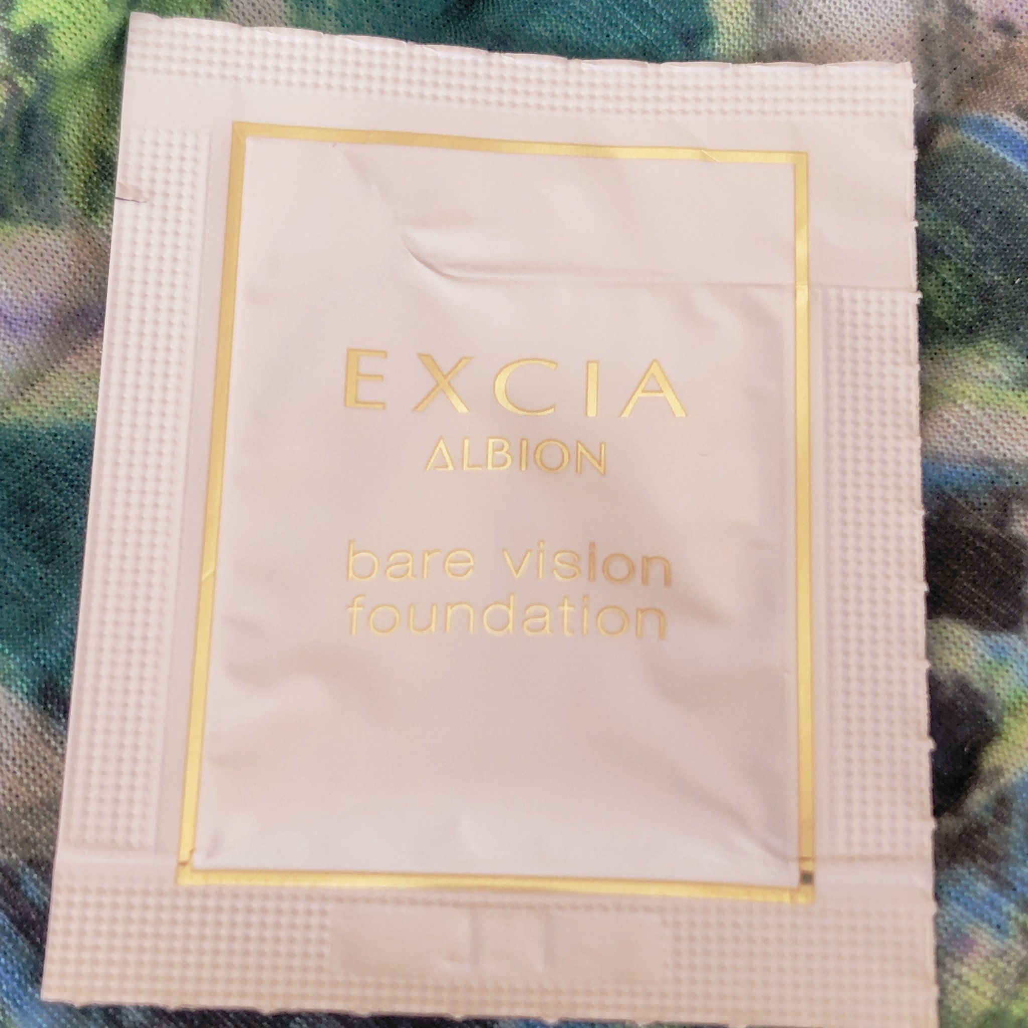 エクシア ベアヴィジョン ファンデーション/ALBION/リキッドファンデーションを使ったクチコミ（1枚目）