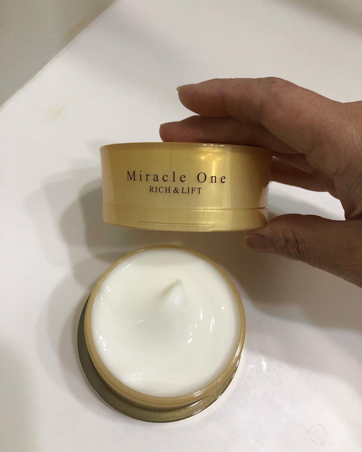 ミラクルワン リッチ&リフト/RF28/オールインワン化粧品を使ったクチコミ(4枚目)