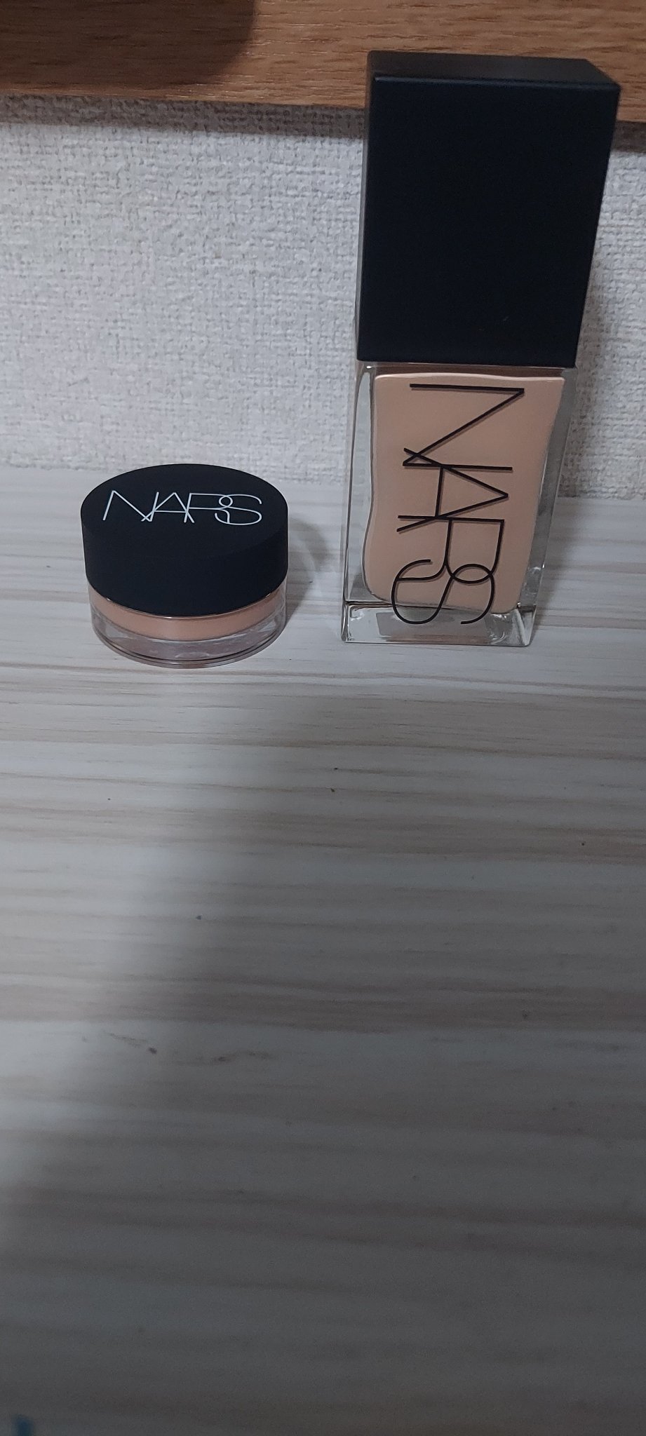 ライトリフレクティング ファンデーション/NARS/リキッドファンデーションを使ったクチコミ（2枚目）