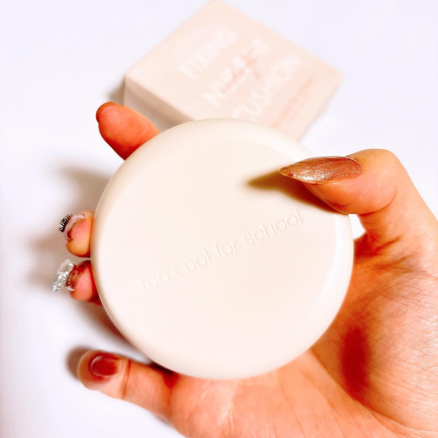 フィクシングヌードクッション #2C クールペタル/too cool for school/クッションファンデーションを使ったクチコミ（3枚目）