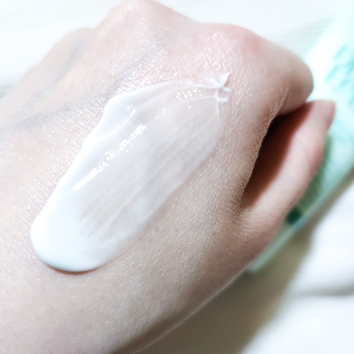 カラーフィットハンドクリーム/ロダレット/ハンドクリームを使ったクチコミ（3枚目）