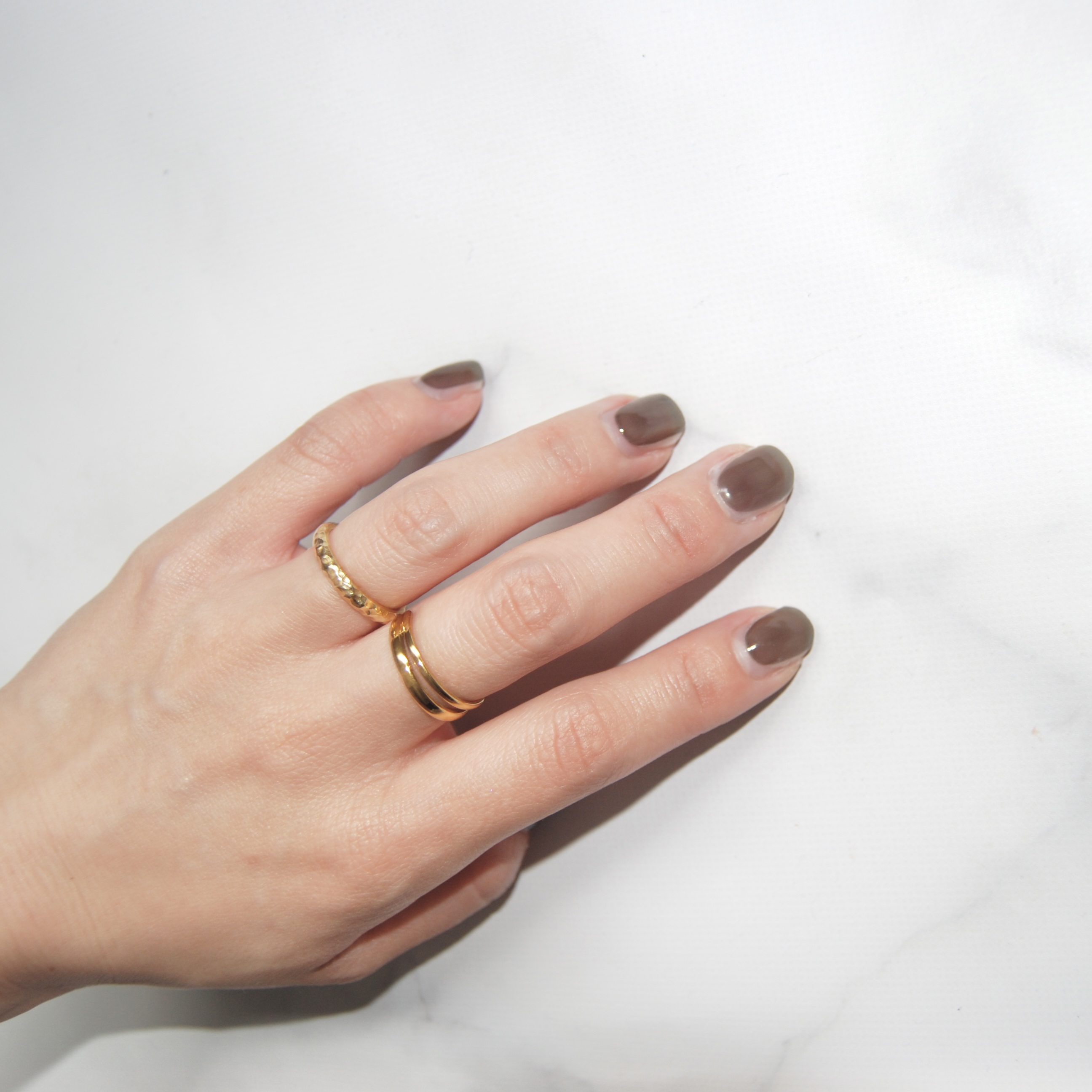 セミキュアジェルネイル（ハンド） NB-068 N Tint Black (Tint syrup collection)/ohora/ネイルシールを使ったクチコミ（3枚目）