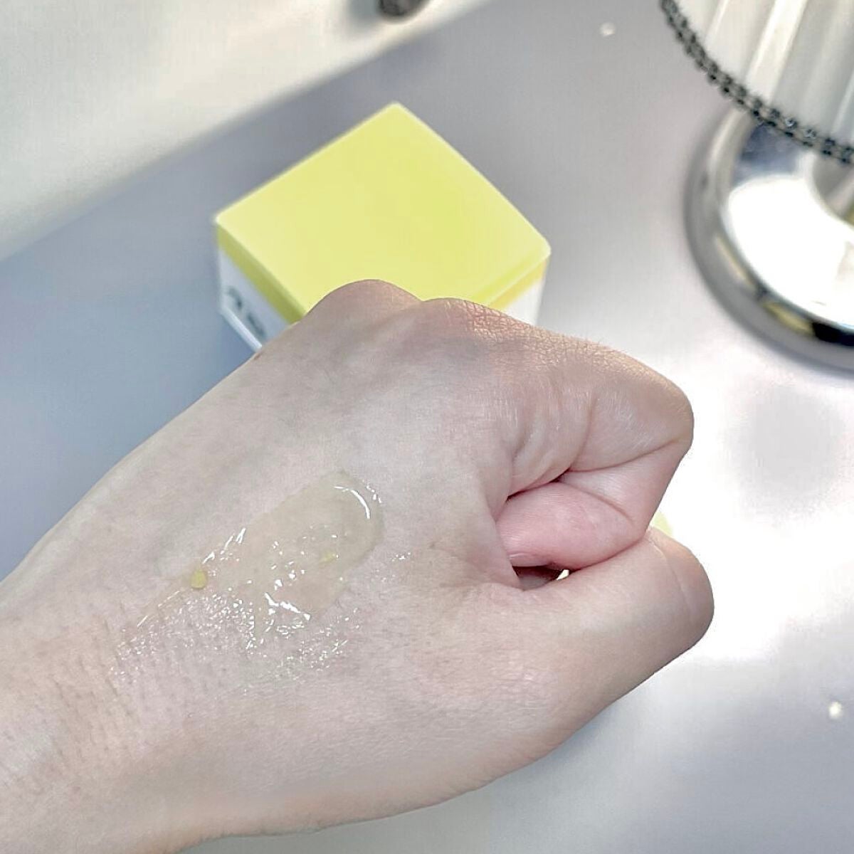 月光ゆず睡眠パック(旧バージョン)/HANYUL(ハンユル)/フェイスクリームを使ったクチコミ(3枚目)