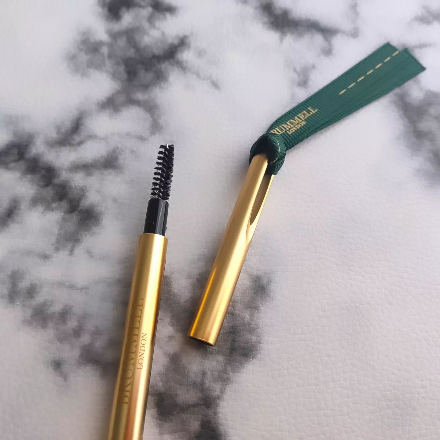 ニードル アイブロウペンシル/コムニコス/アイブロウペンシルを使ったクチコミ（2枚目）