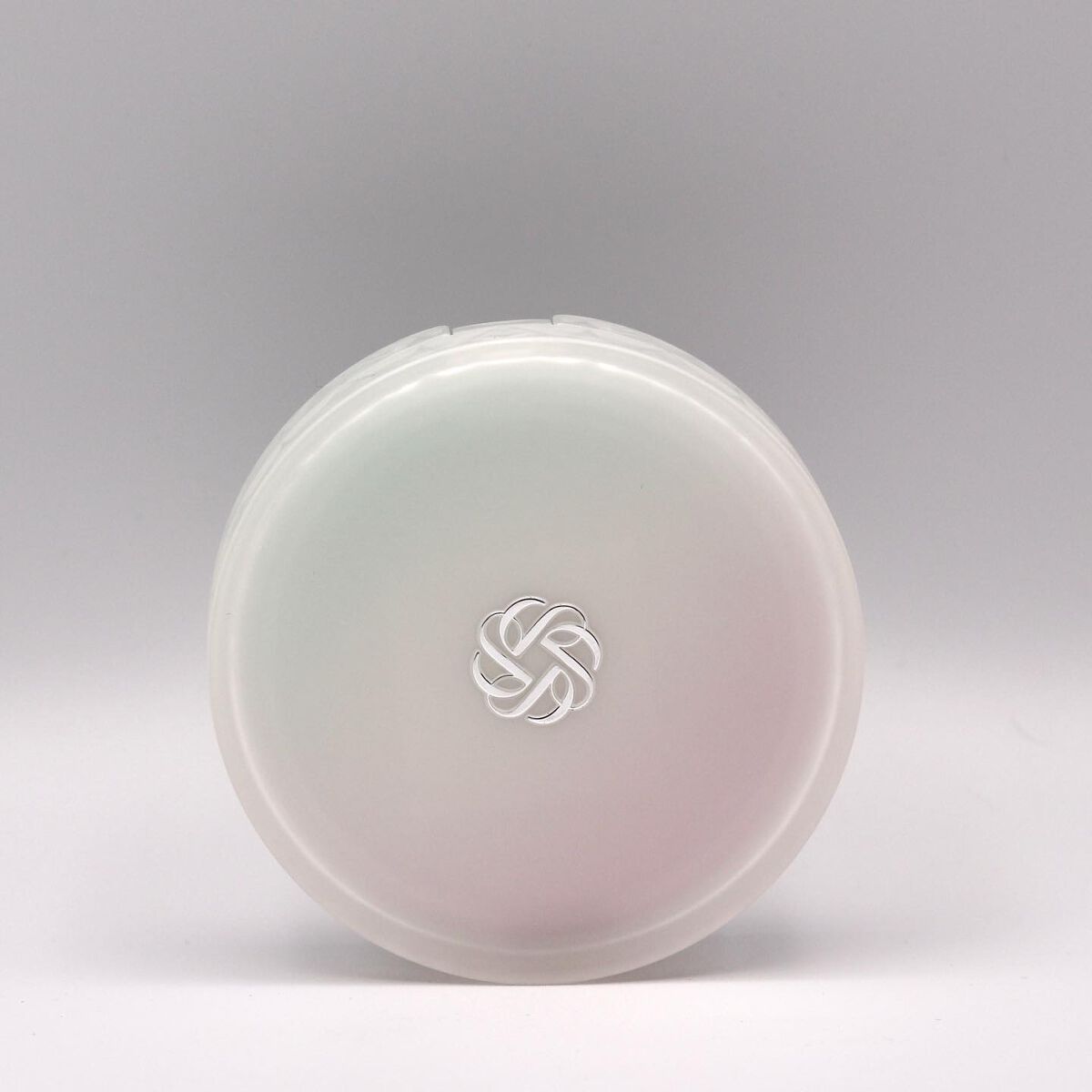 ＡＱ　オーラ リフレクター/DECORTÉ/プレストパウダーを使ったクチコミ（2枚目）