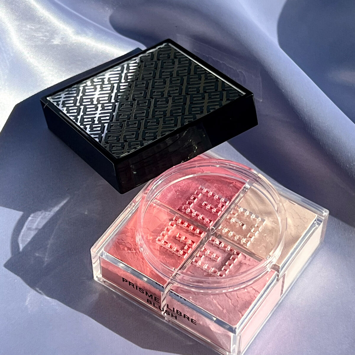 プリズム・リーブル・ブラッシュ No.12	ローズ・スフレ/GIVENCHY/パウダーチークを使ったクチコミ（3枚目）