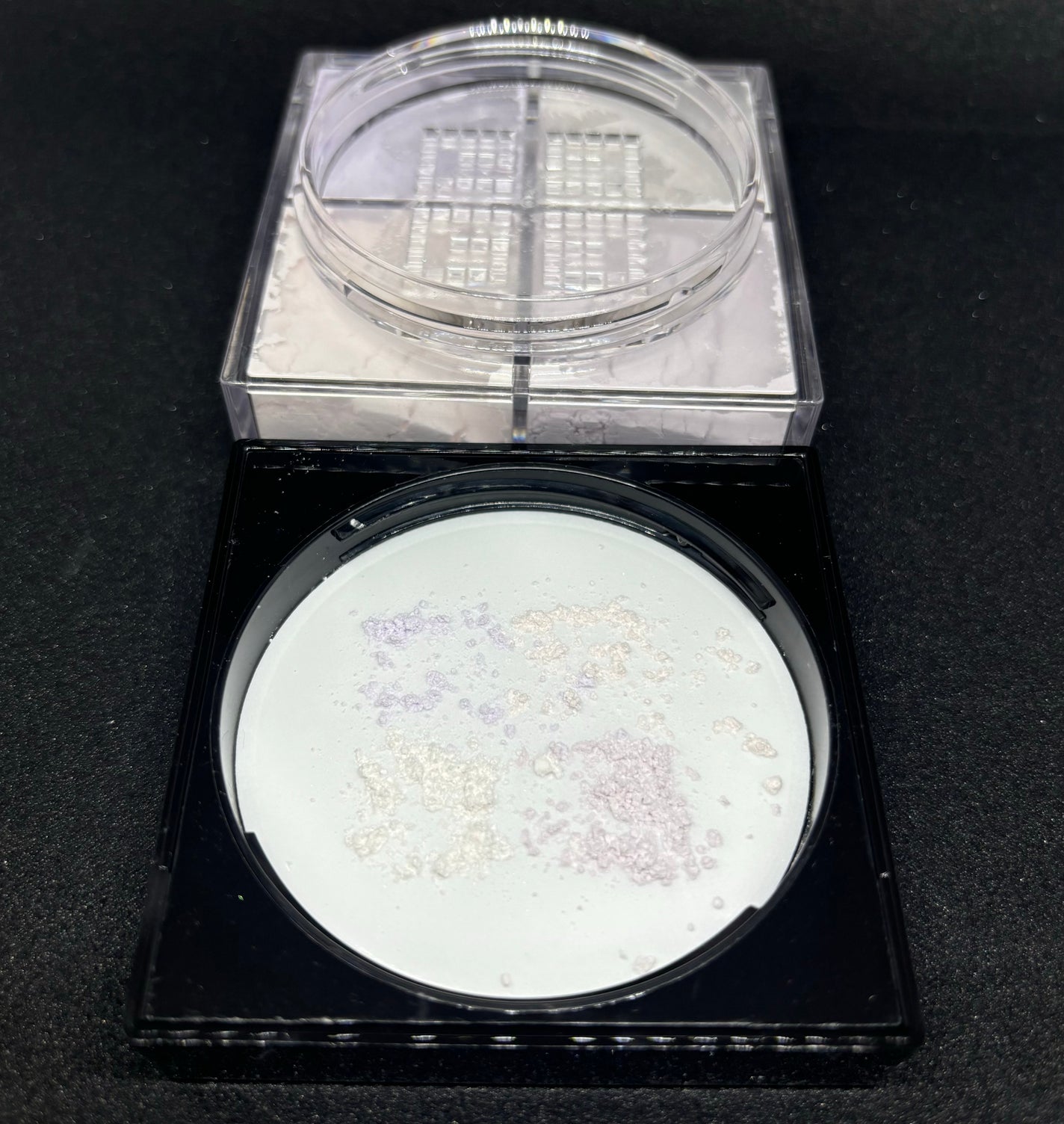 プリズム・リーブル/GIVENCHY/ルースパウダーを使ったクチコミ(2枚目)