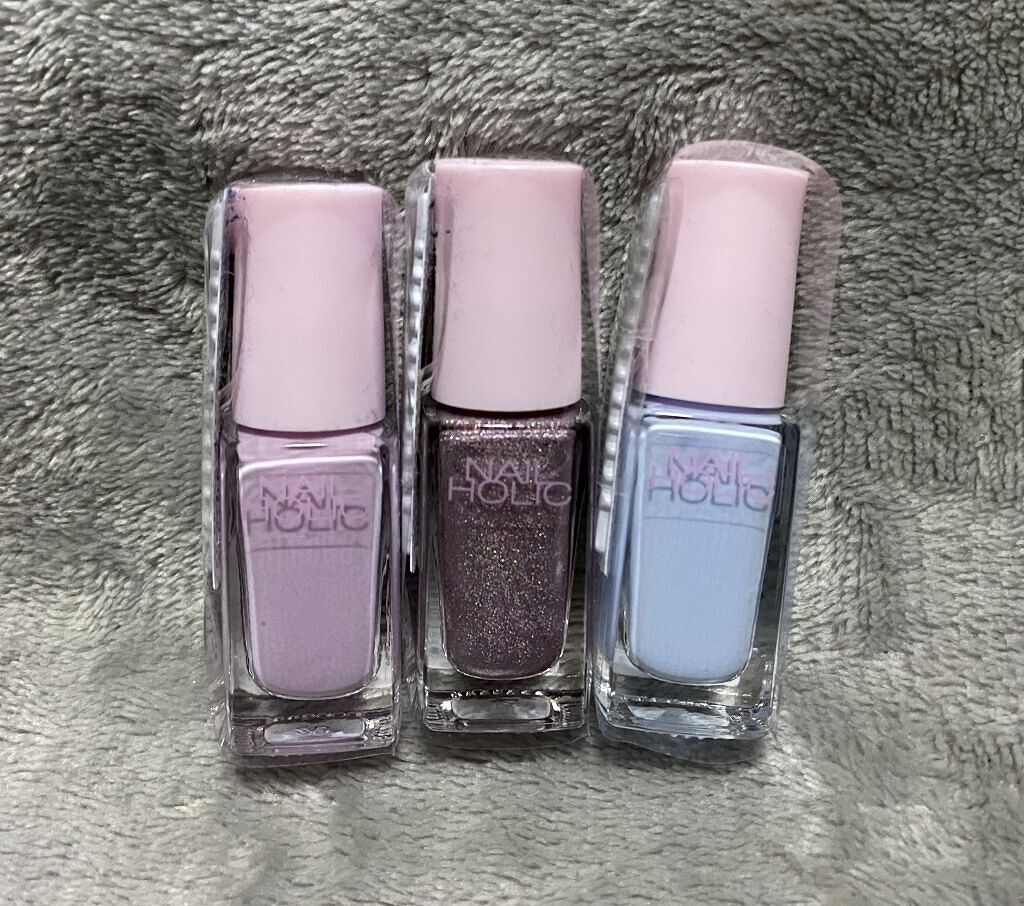 ネイルホリック リミテッドカラー Popping Sugar BL972/ネイルホリック/マニキュアを使ったクチコミ（1枚目）