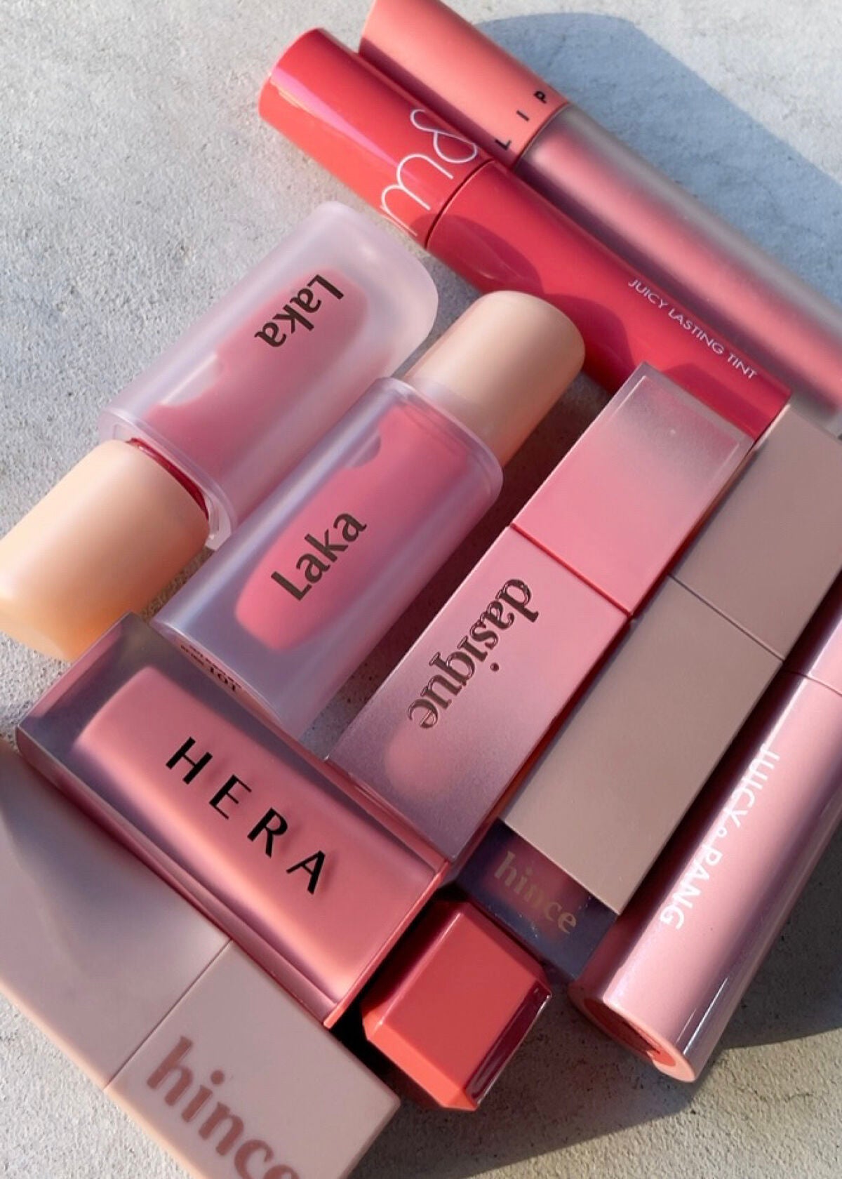 ジューシーラスティングティント/rom&nd/リップティントを使ったクチコミ(2枚目)