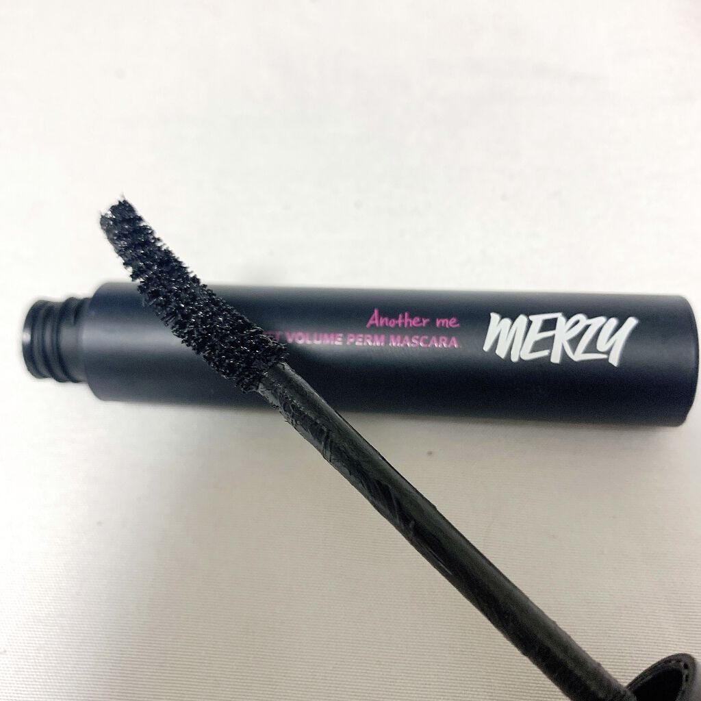 ザ ファースト ボリューム パーマ マスカラ VM1. ブラック/MERZY/マスカラを使ったクチコミ（2枚目）