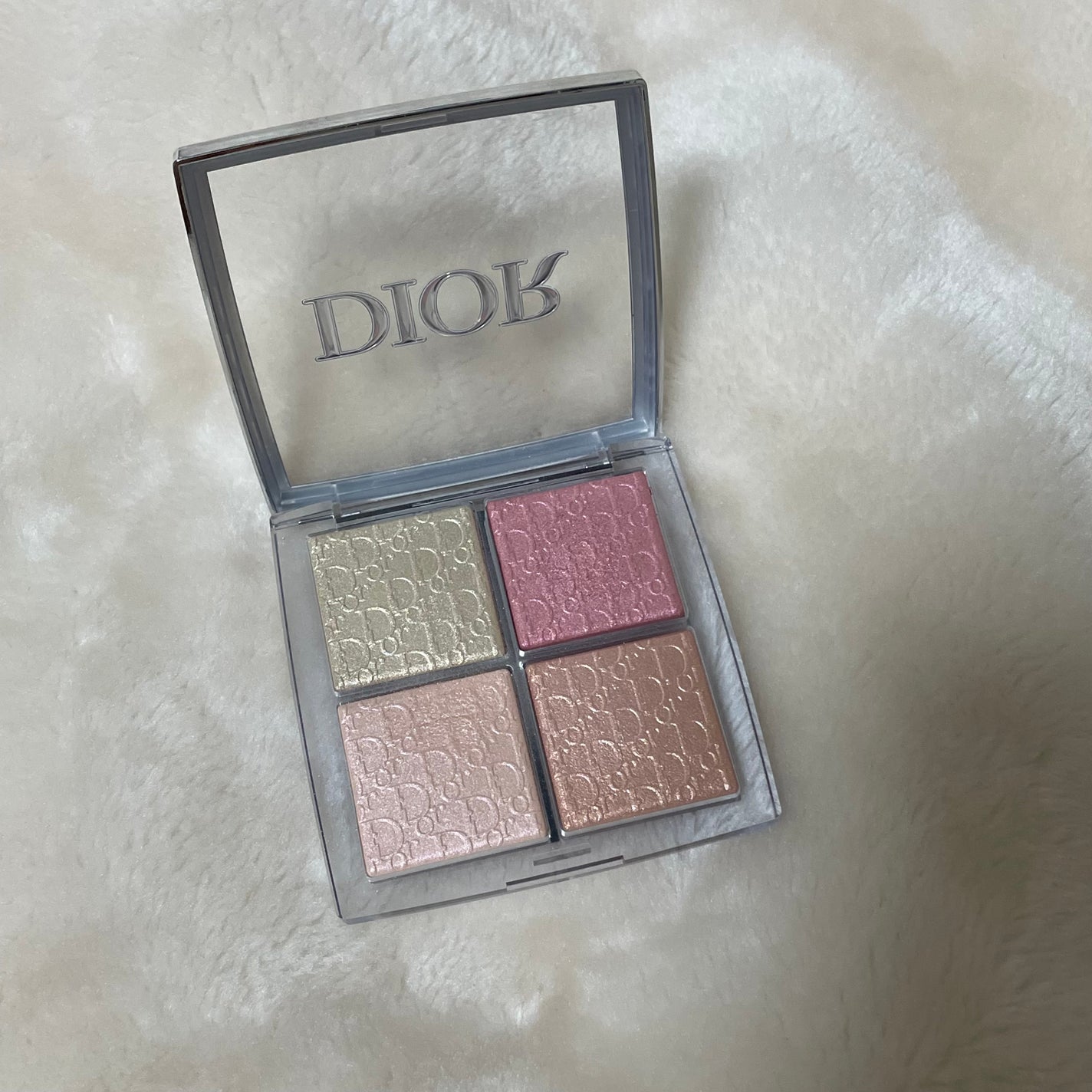 ディオール バックステージ フェイス グロウ パレット/Dior/ハイライトを使ったクチコミ(2枚目)