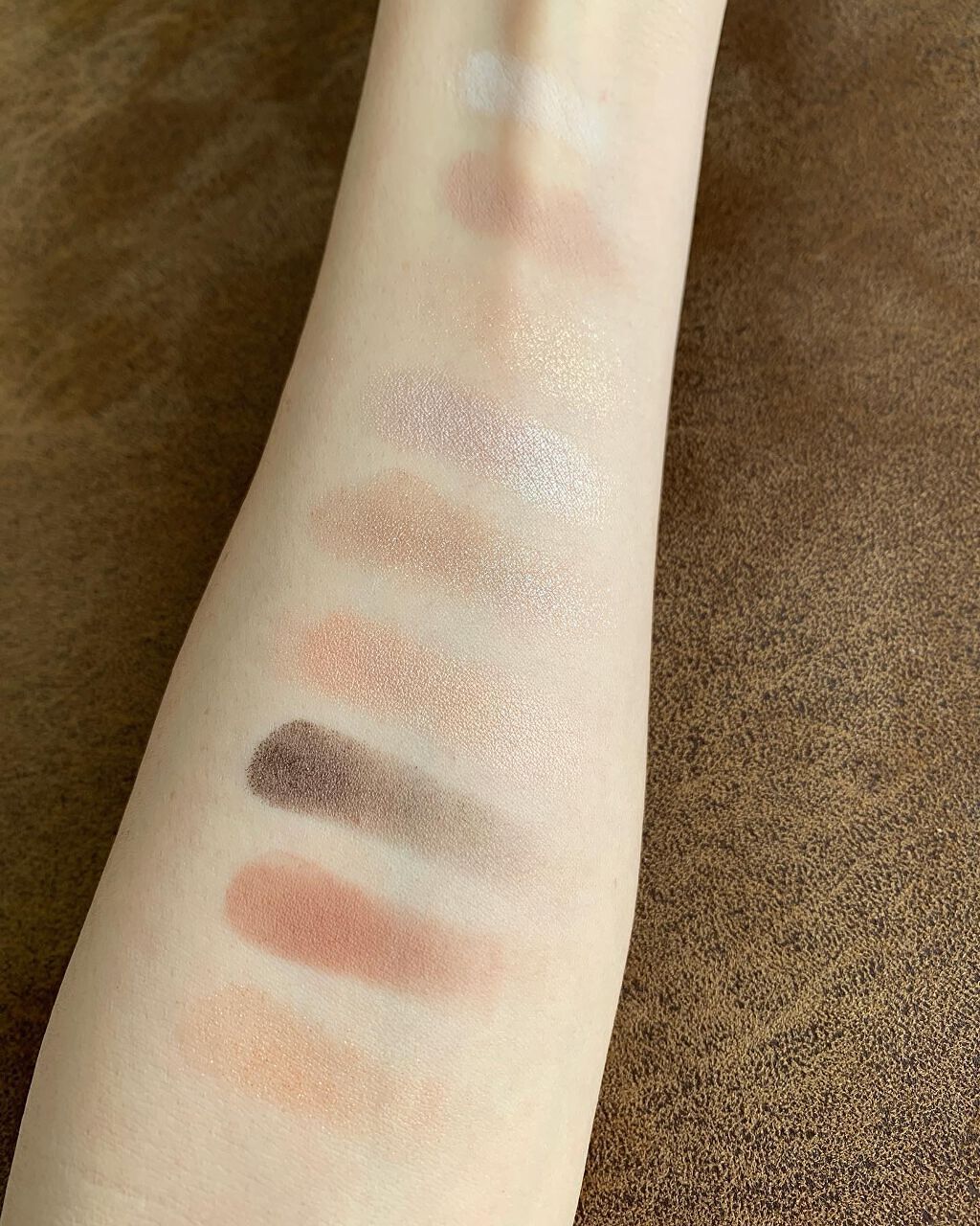 クロマティックス ストーンニュートラルズ/shu uemura/アイシャドウパレットを使ったクチコミ（3枚目）