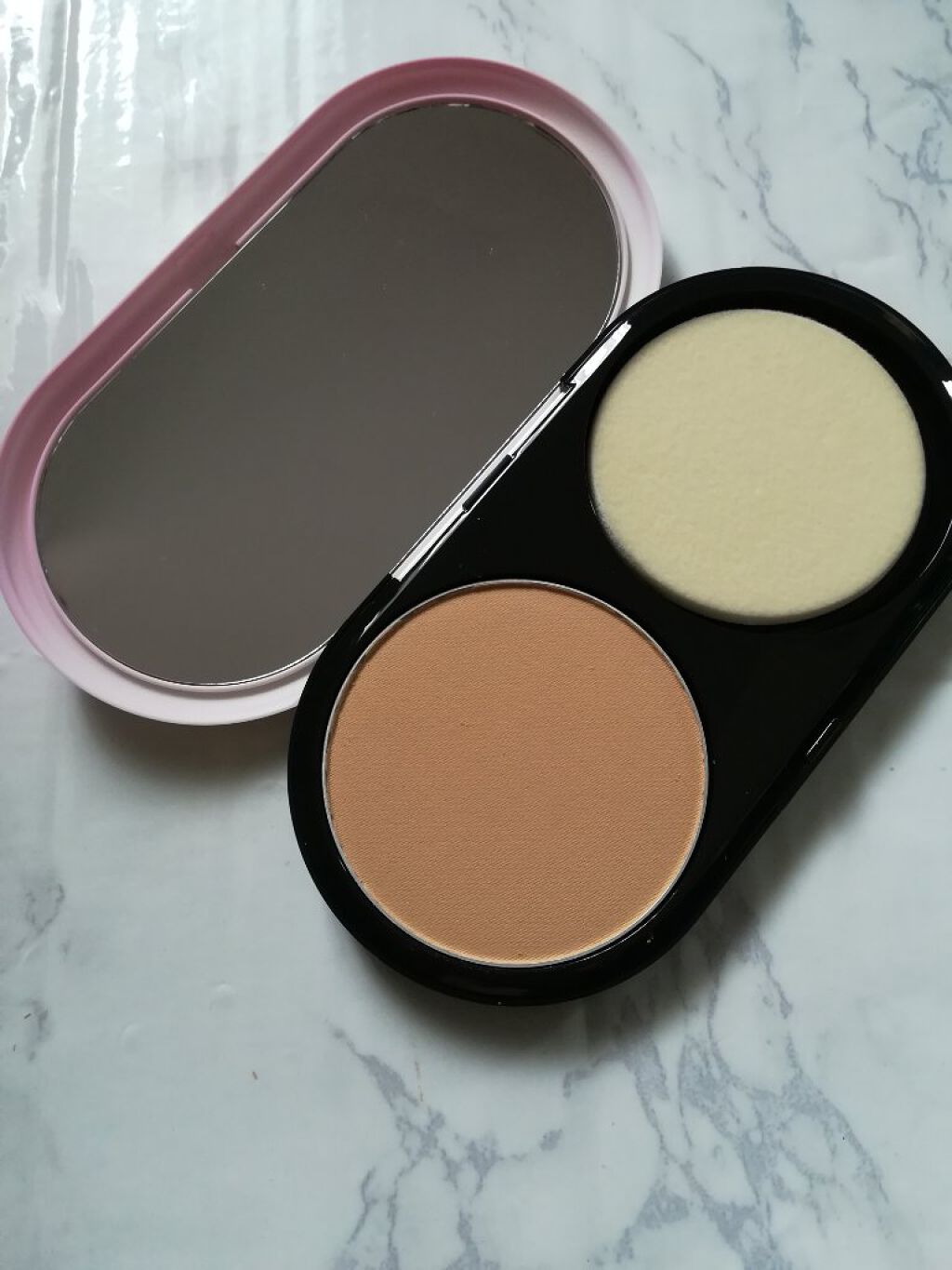 ライトフル C3 ナチュラル シルク パウダーファンデーション/M・A・C/パウダーファンデーションを使ったクチコミ(1枚目)