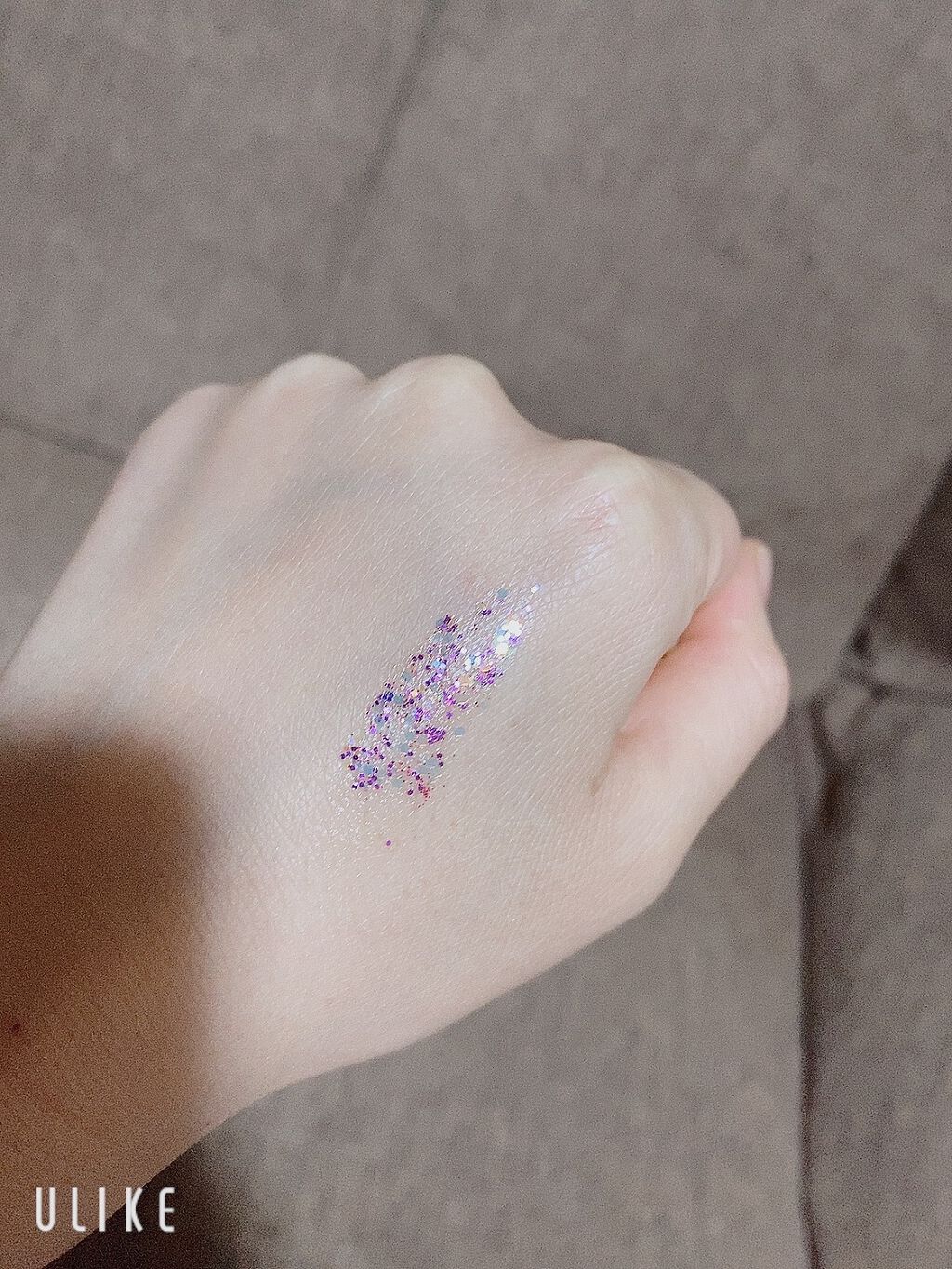 URGLAM　GLITTER GEM/U R GLAM/ジェル・クリームチークを使ったクチコミ（3枚目）