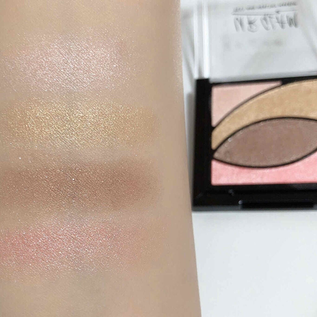 UR GLAM VELVET EYE COLOR PALETTE/U R GLAM/アイシャドウパレットを使ったクチコミ(3枚目)