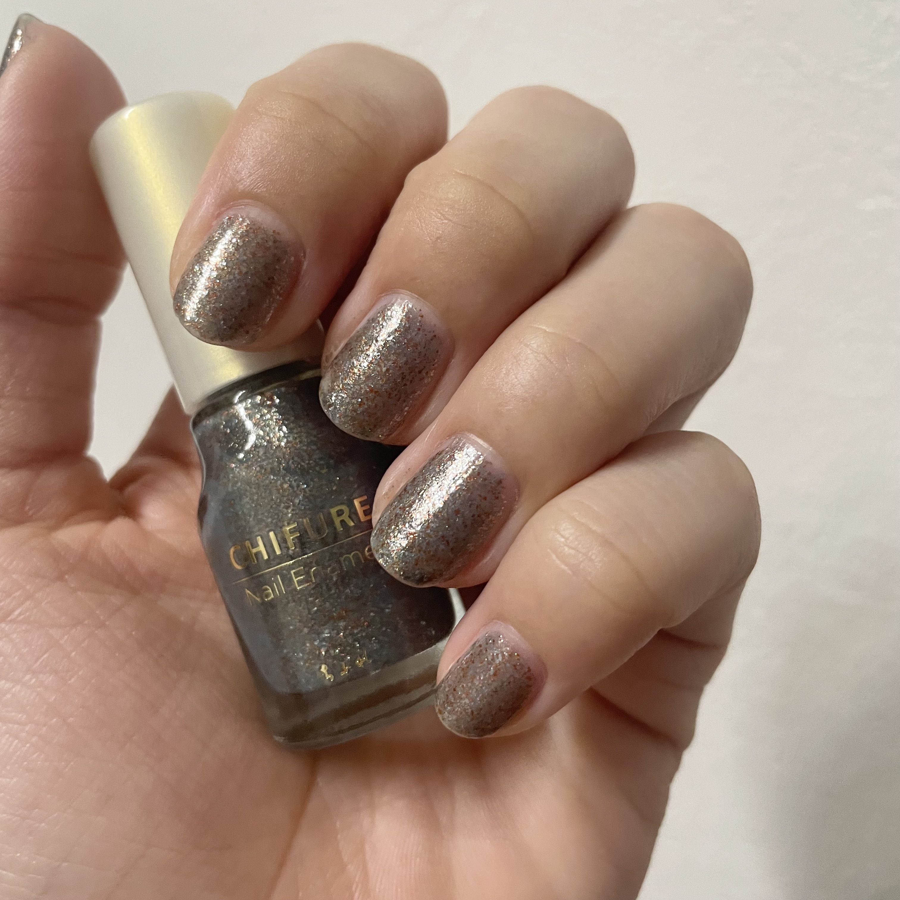 ネイル エナメル 049 グレー系ラメ/ちふれ/マニキュアを使ったクチコミ（1枚目）