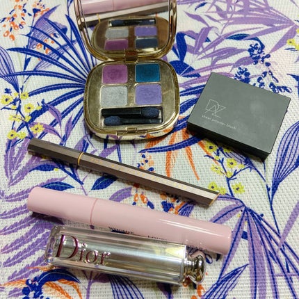 DOLCE&GABBANA BEAUTY スムース アイカラーのクチコミ「今日のメイク👀
✅DOLCE&GABBANA BEAUTY
スムースアイカラー 4
✅UZ.....」(2枚目)