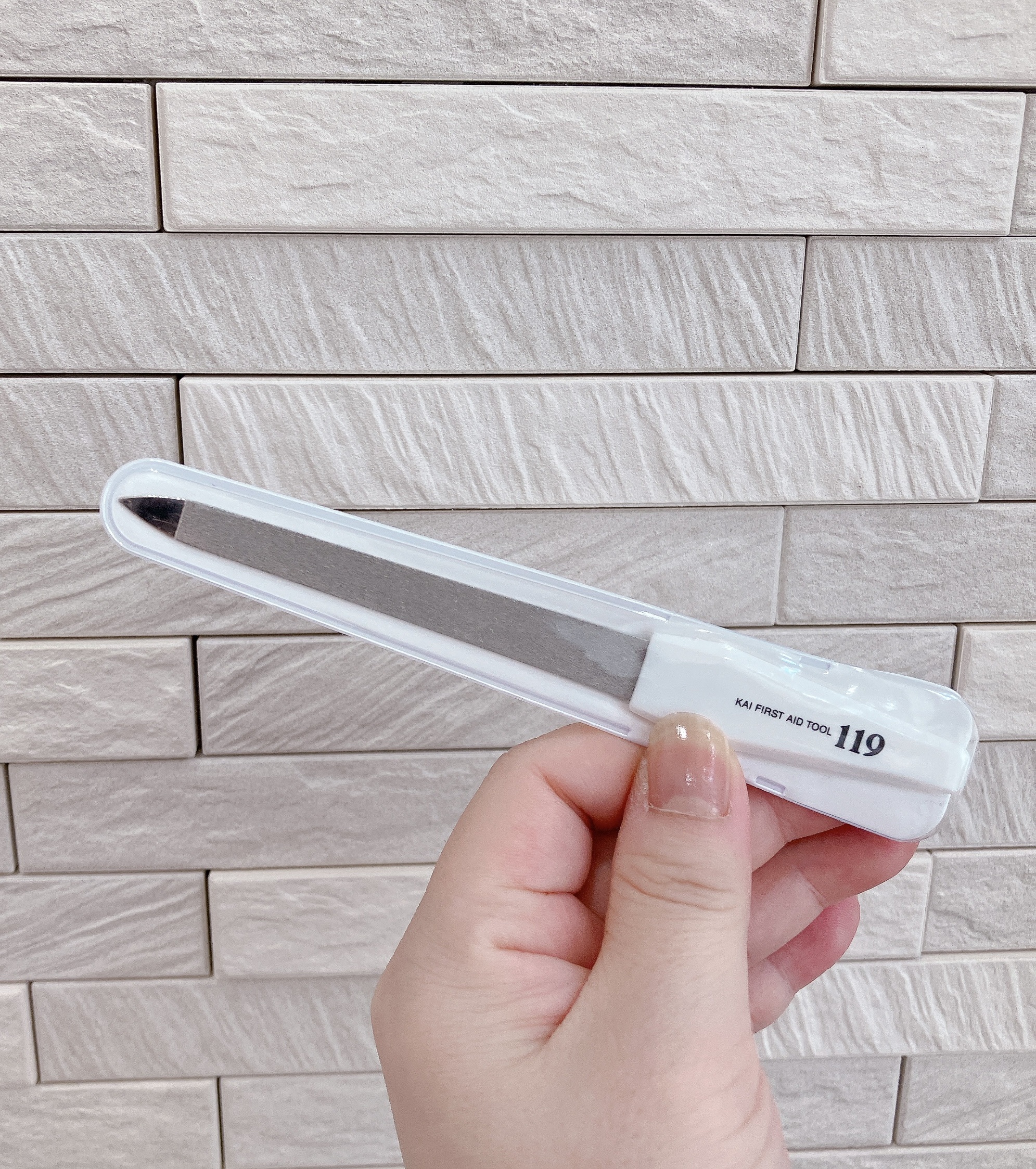 貝印 Bloom Nail 宝石ツメヤスリのクチコミ「貝印
Bloom Nail 宝石ツメヤスリ

ネイルケア頑張ろっと思って
プチプラなツメヤスリ.....」（1枚目）