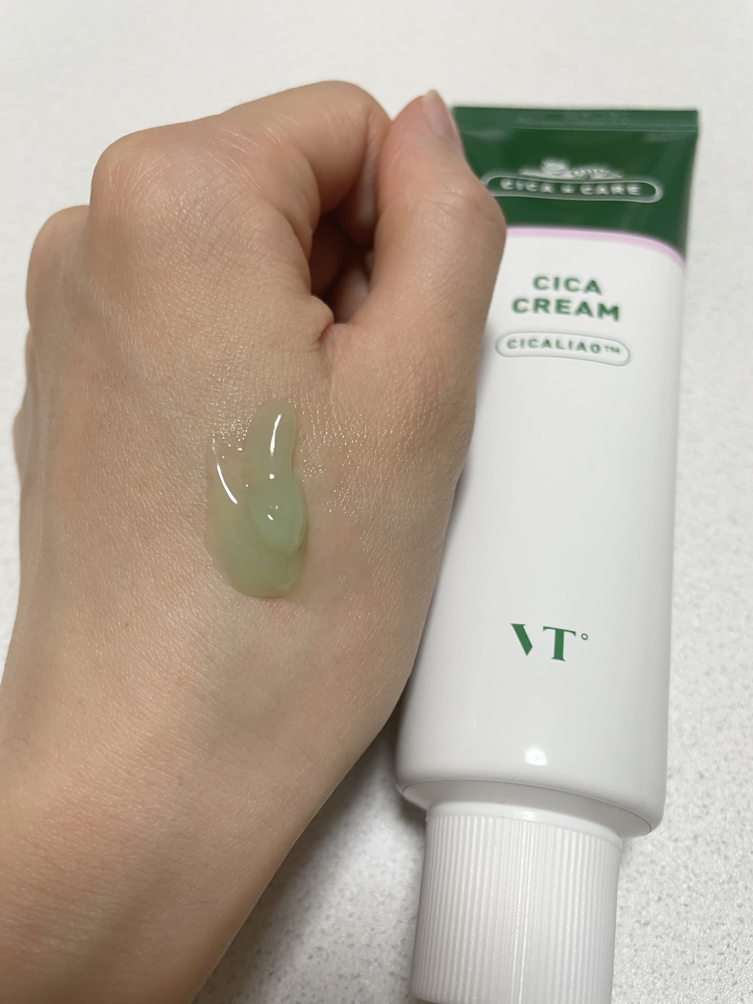 CICA クリーム/VT/フェイスクリームを使ったクチコミ（2枚目）