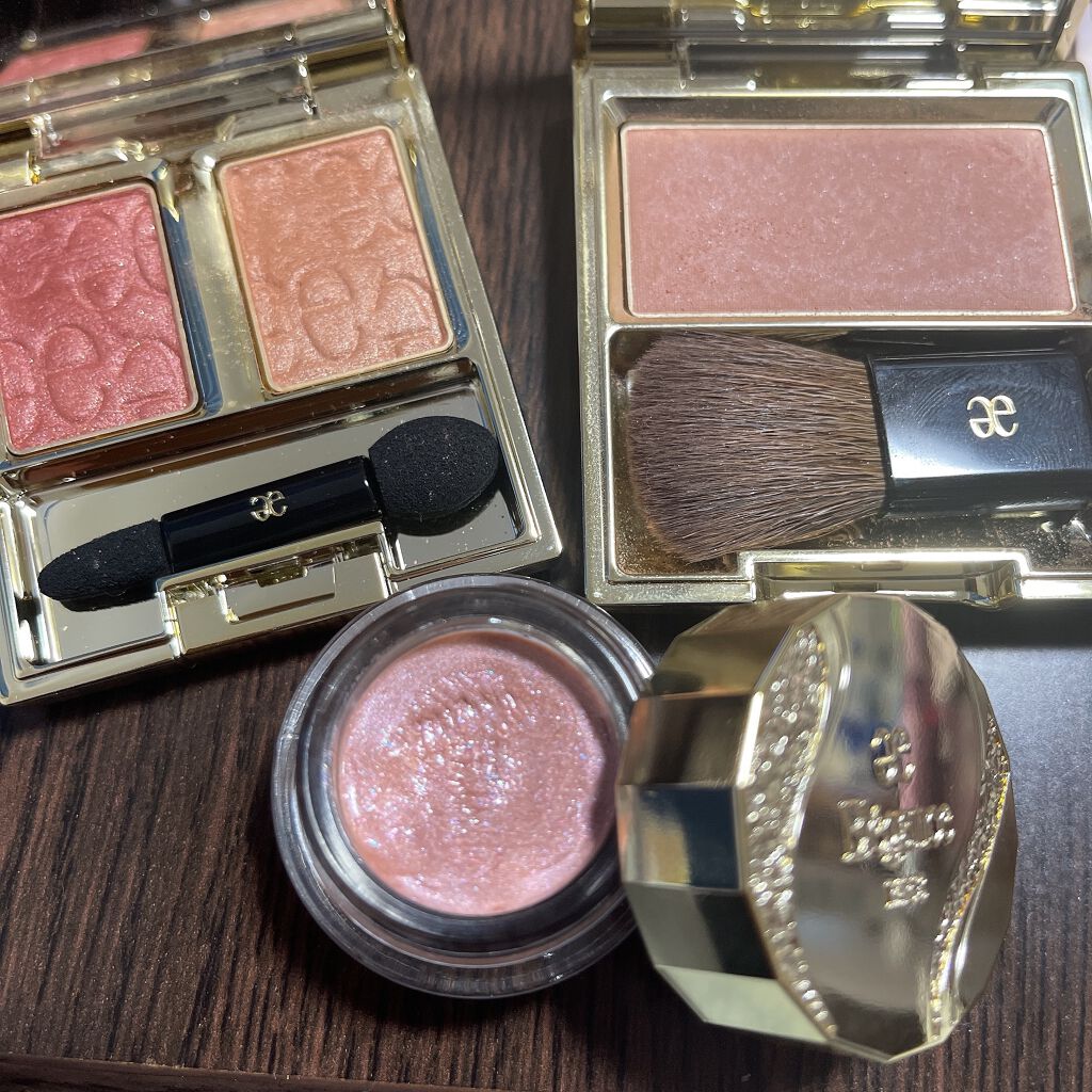 エモーショナル フェイス/Elégance/パウダーチークを使ったクチコミ（1枚目）