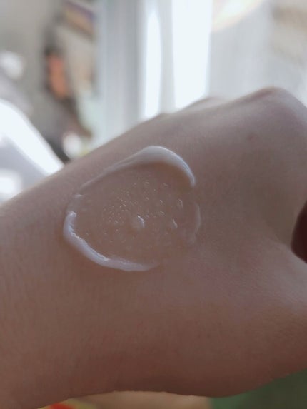 SuiRichAroma エッセンスハンドクリーム/SuiSavon/ハンドクリームを使ったクチコミ(2枚目)