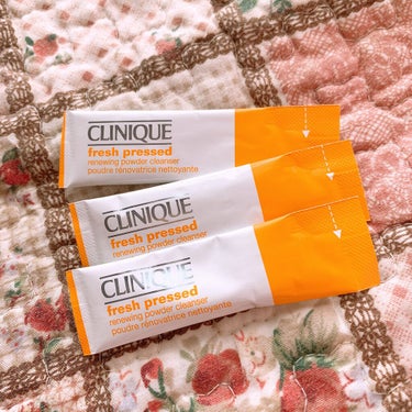 CLINIQUE フレッシュ プレスト C パウダー クレンザーのクチコミ「CLINIQUEのフレッシュ プレスト C パウダー クレンザーです。
一つ一つ個包装になって.....」（1枚目）