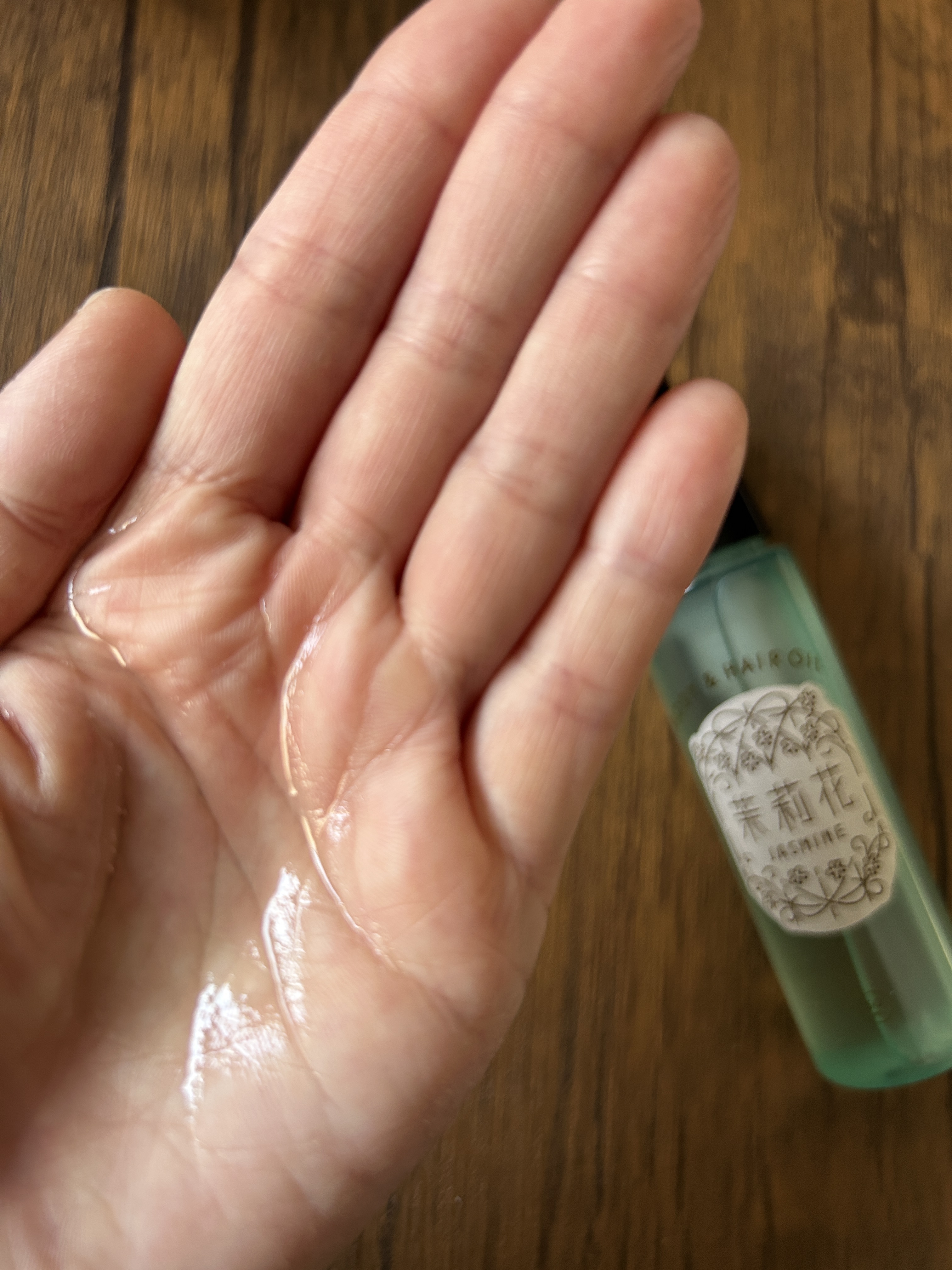 ゆるりと 茉莉花　ボディー＆ヘアオイル/ゆるりと/ヘアオイルを使ったクチコミ（3枚目）