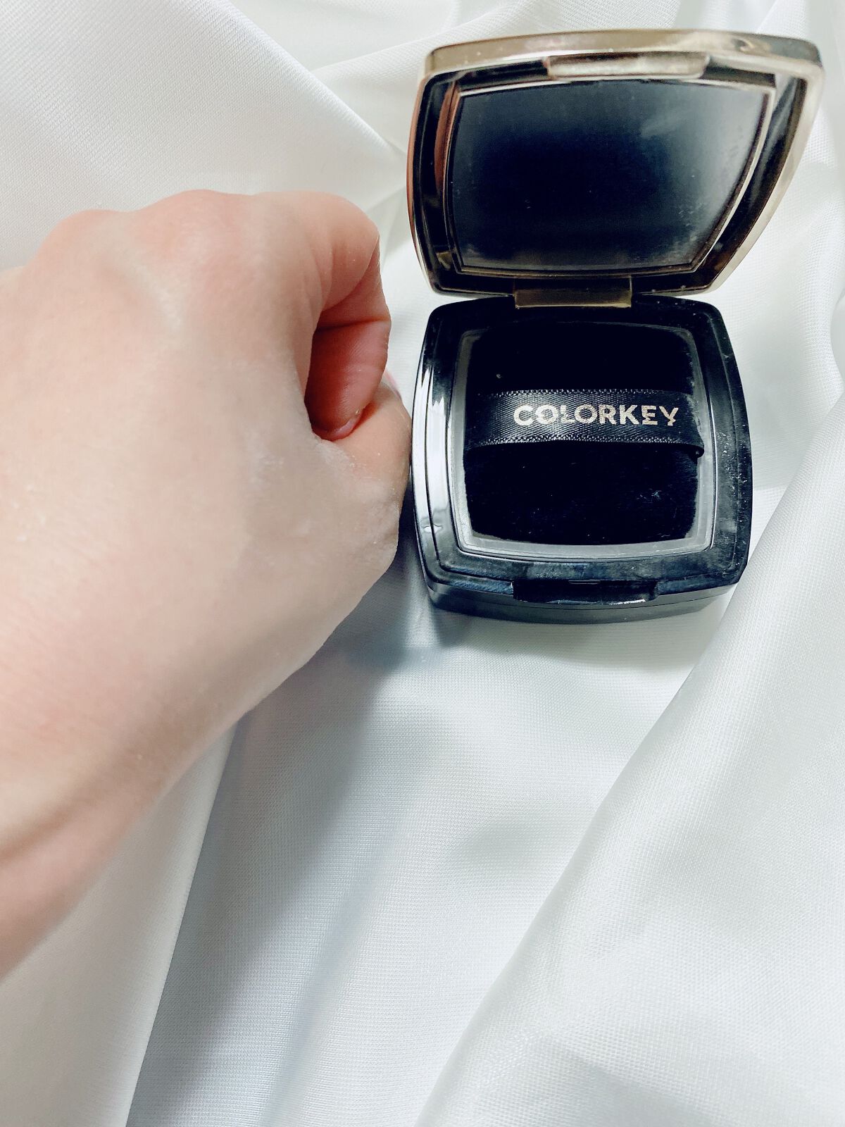 ラスティングルースパウダー/COLORKEY/ルースパウダーを使ったクチコミ(3枚目)