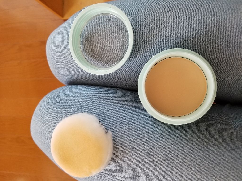 フェイスパウダー 薬用オークル/クリアラスト/プレストパウダーを使ったクチコミ（2枚目）