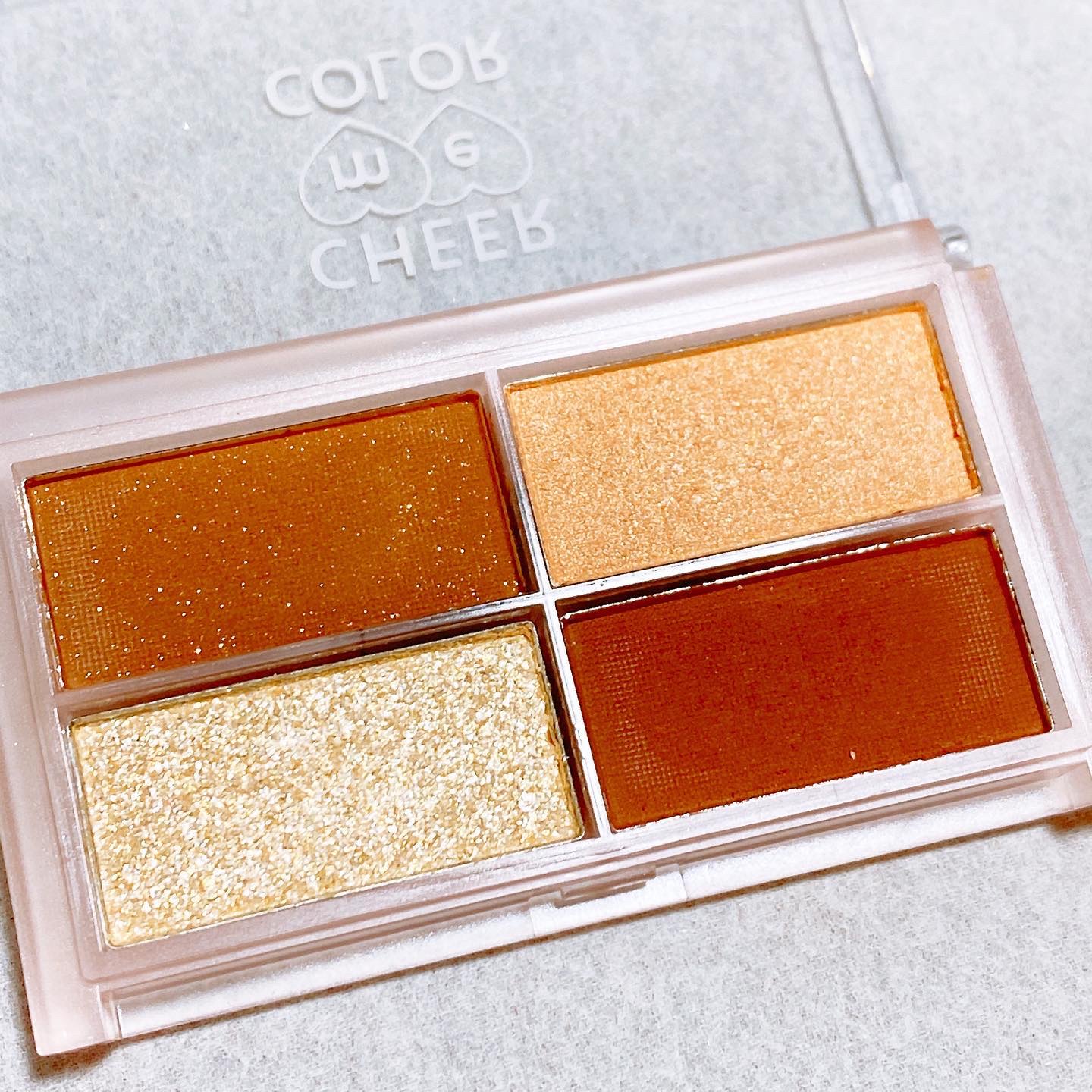 CHEER me COLOR アイシャドウ/セリア/アイシャドウパレットを使ったクチコミ（3枚目）