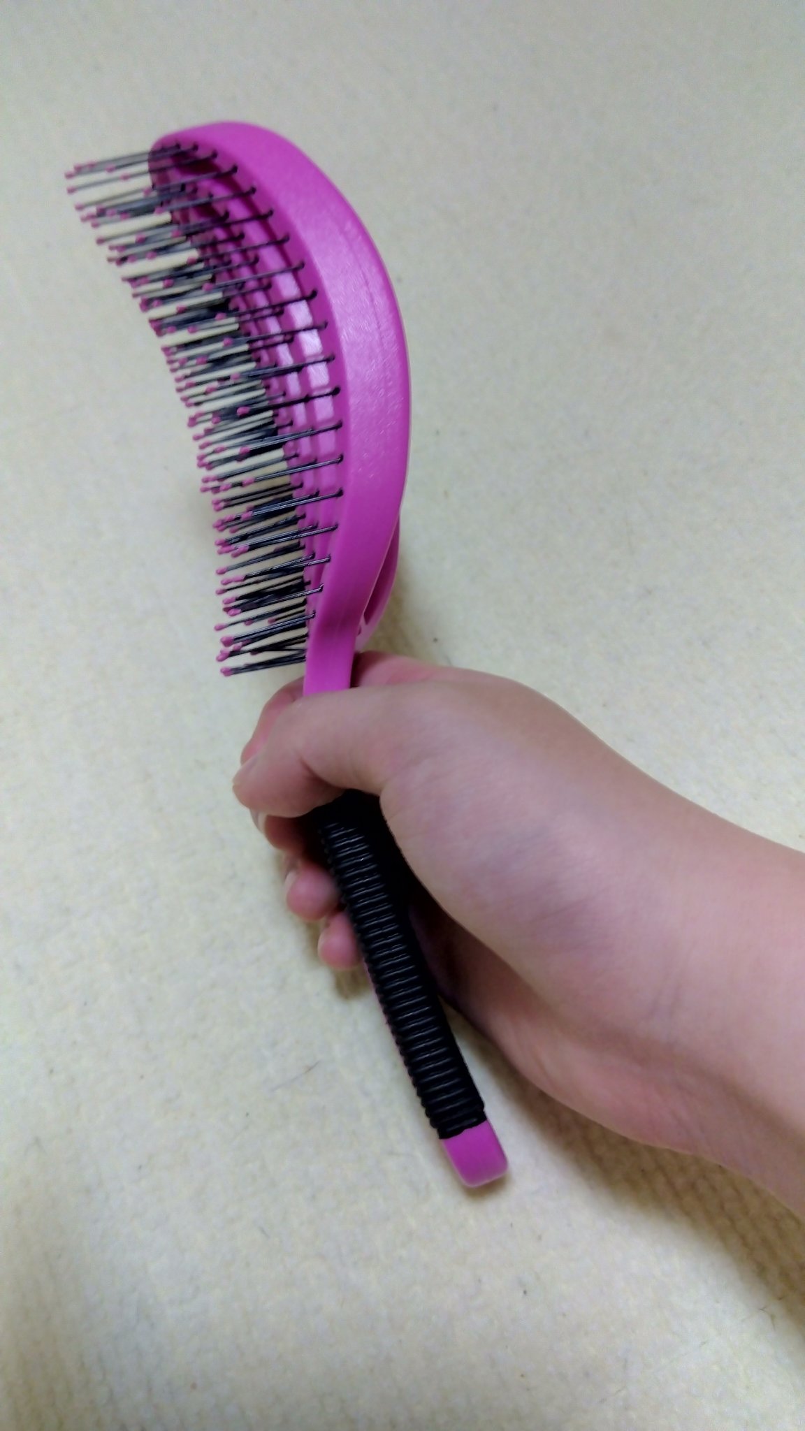 ヘアブラシ Double Cカーブ/NuWay4Hair/ヘアブラシを使ったクチコミ（2枚目）