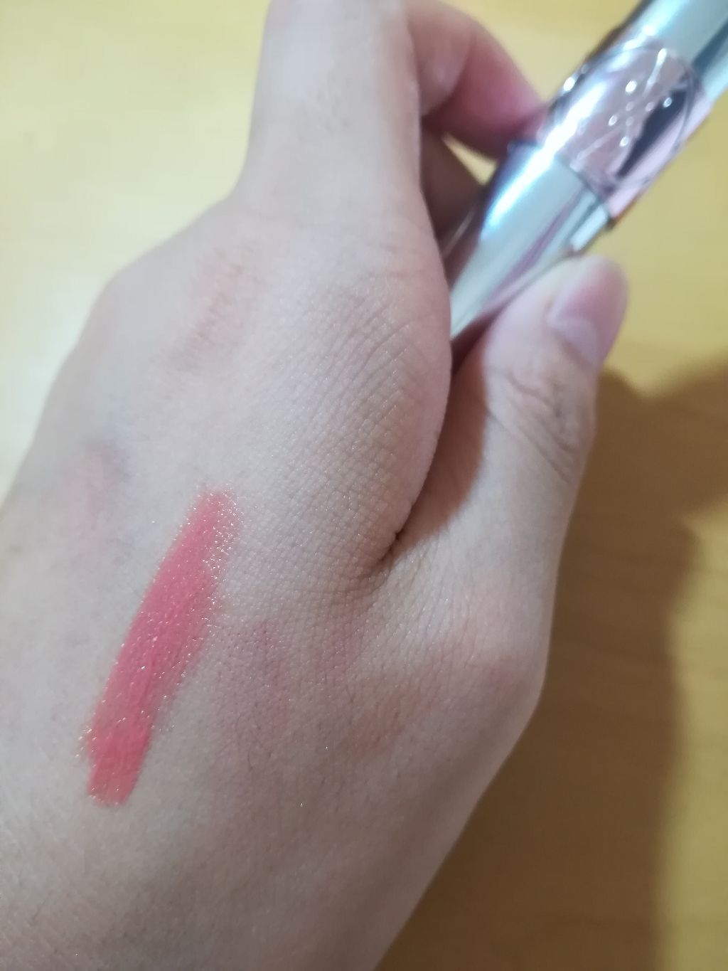 ヴォリュプテ ウォーター カラーバーム/YVES SAINT LAURENT BEAUTE/口紅を使ったクチコミ(2枚目)