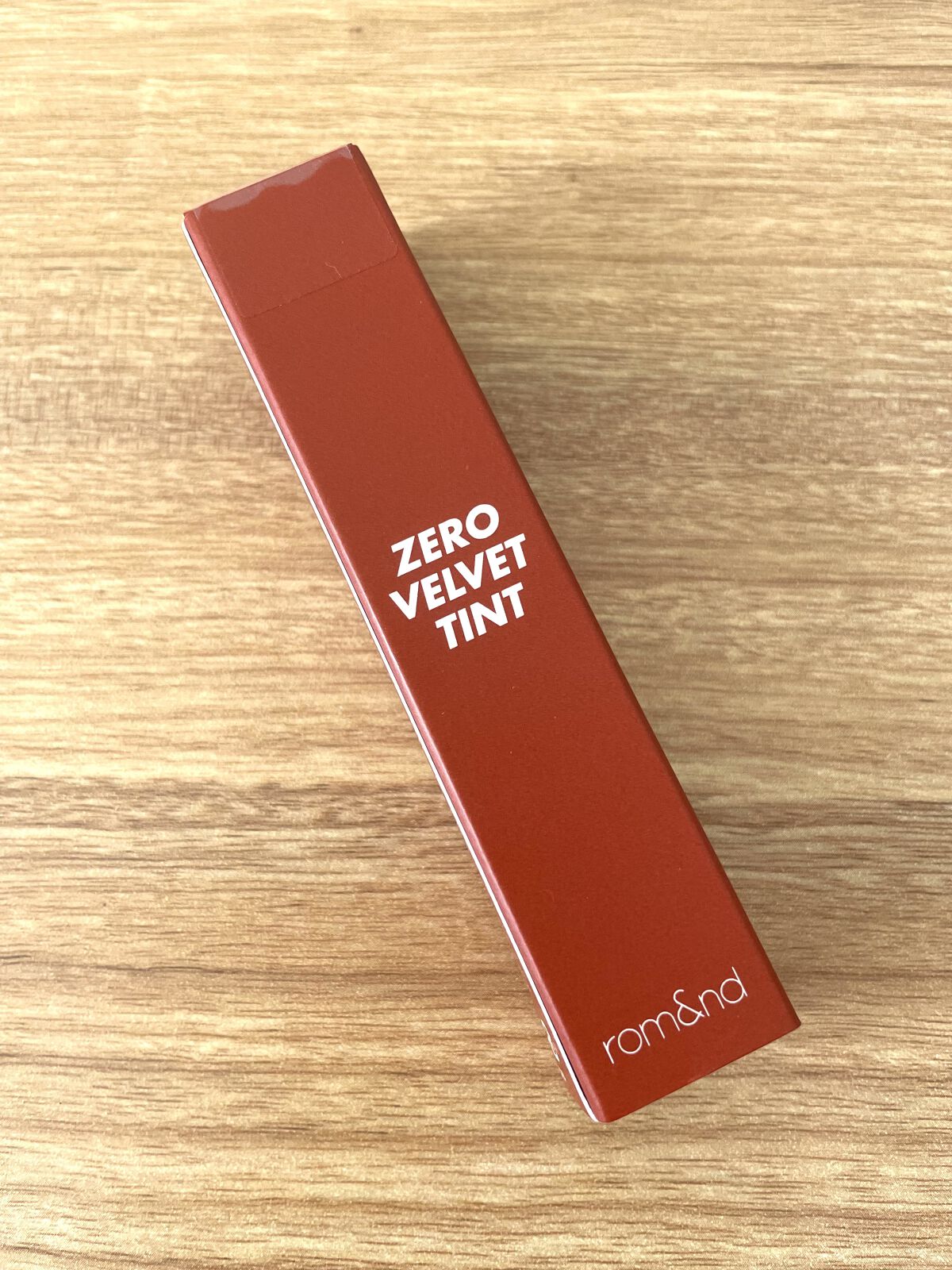 ゼロベルベットティント 05 ウィッティ(WITTY)/rom&nd/リップティントを使ったクチコミ（2枚目）