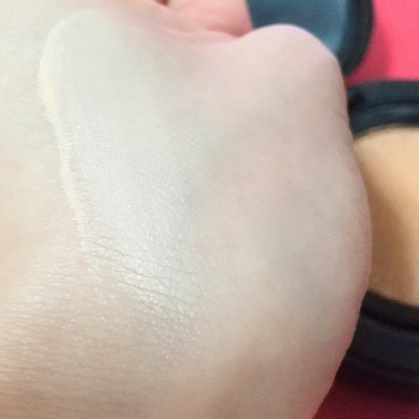 フローレス ルミエール ラディアンス パーフェクティング クッション/ローラ メルシエ/クッションファンデーションを使ったクチコミ(4枚目)