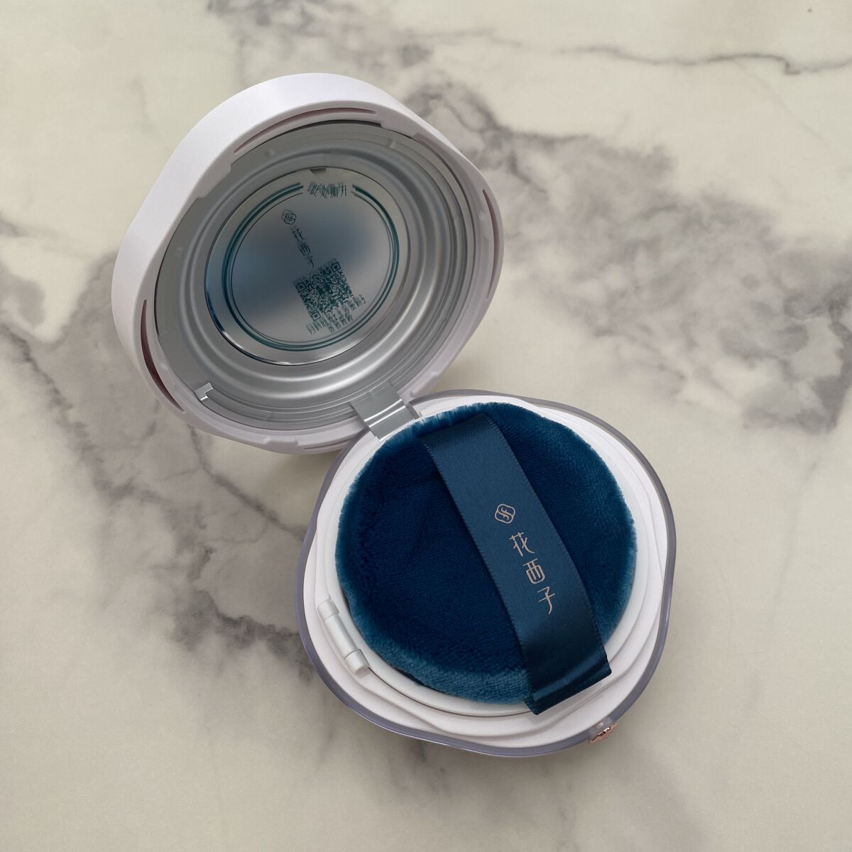 玉養桃花 ルースパウダー/花西子/ルースパウダーを使ったクチコミ（3枚目）