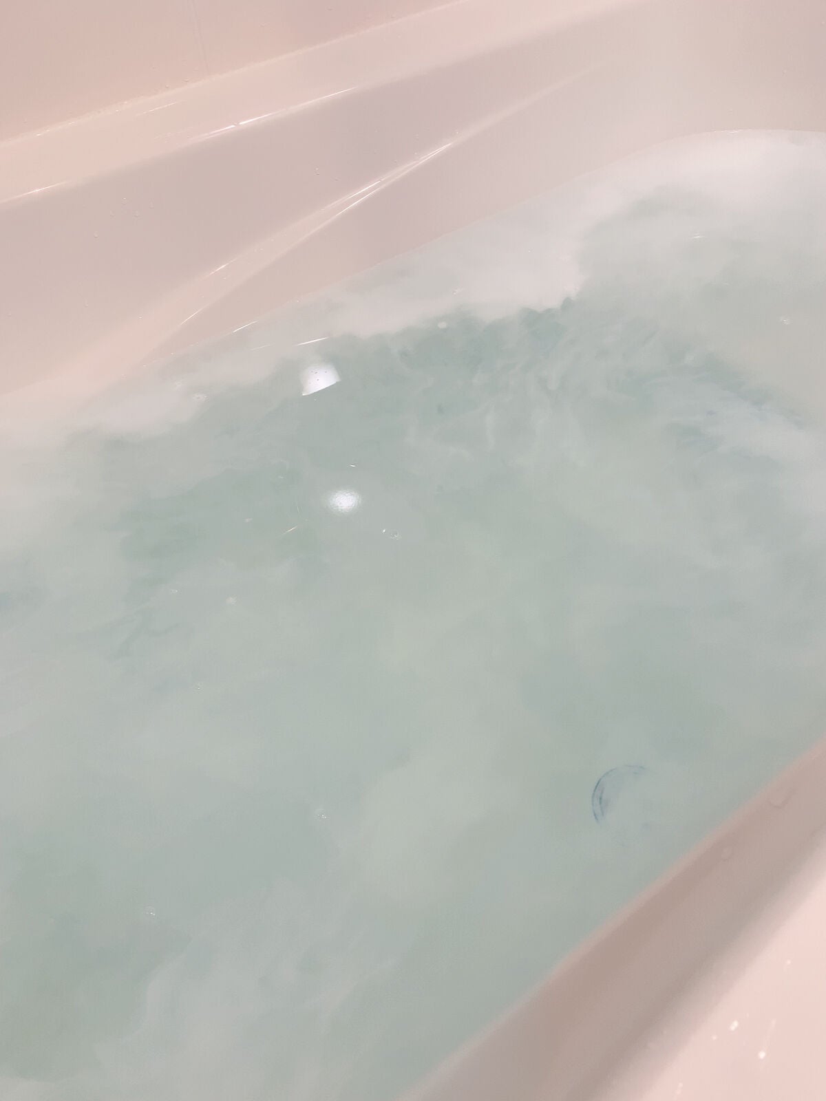 濃厚しっとり入浴液 ホワイトフローラルの香り/薬用ソフレ/保湿系入浴剤を使ったクチコミ(3枚目)