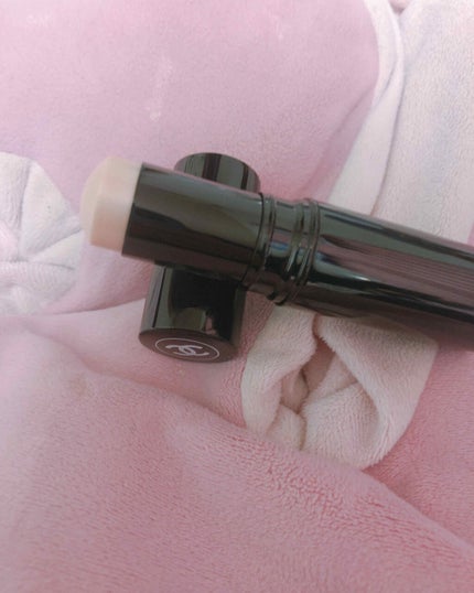 ボーム エサンシエル/CHANEL/スティックハイライトを使ったクチコミ(2枚目)