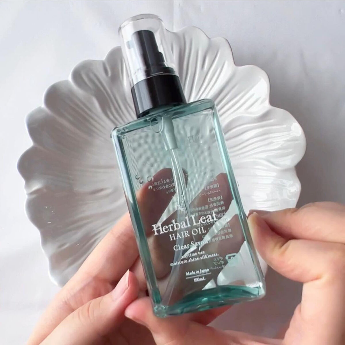 オーガニックヘアオイル フレッシュティーの香り/ハーバルリーフ/ヘアオイルを使ったクチコミ（2枚目）
