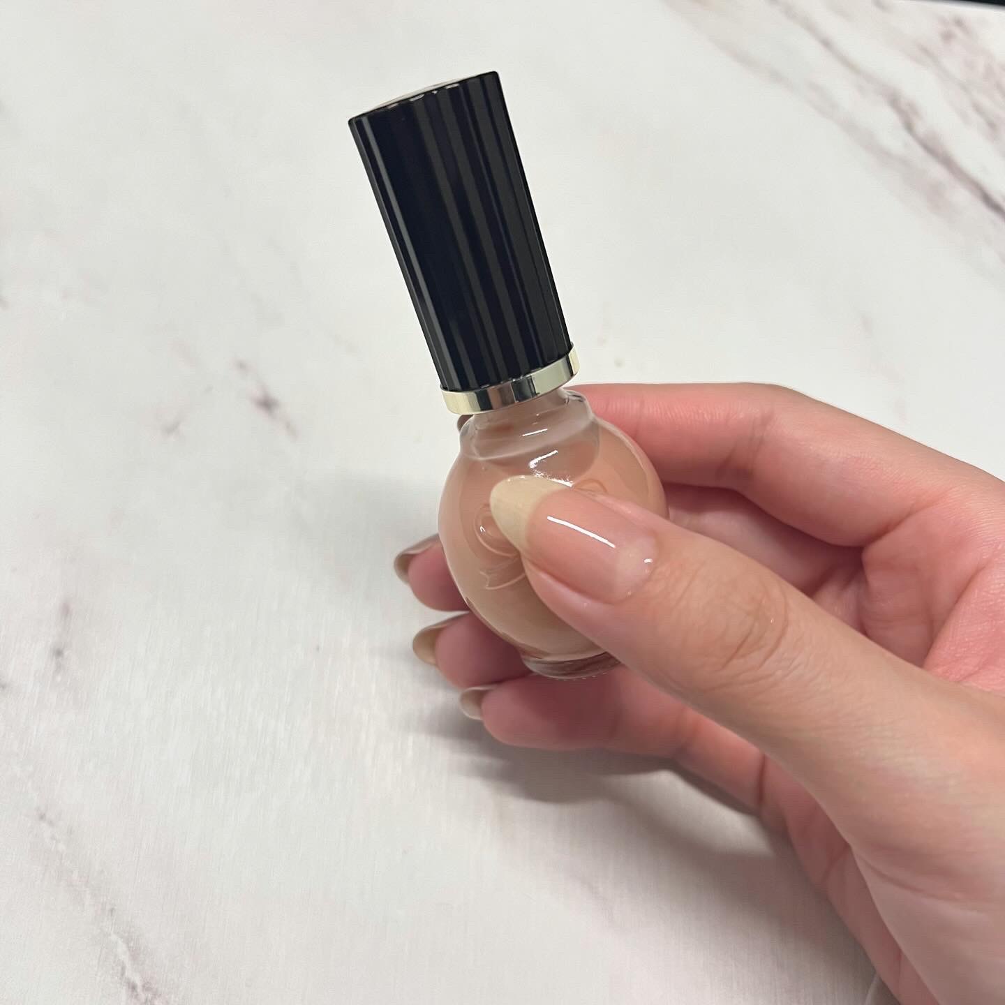 シュガードール オールインワンネイルR 51 シアーベージュ/シュガードール/オールインワンネイルを使ったクチコミ（2枚目）