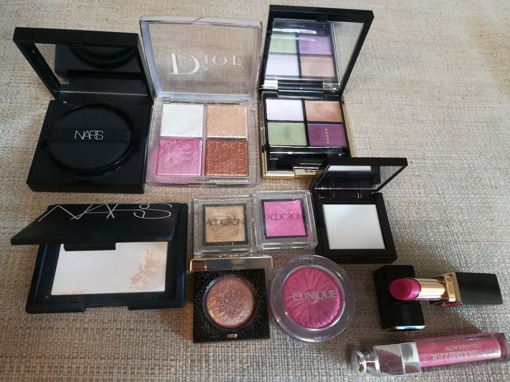 シークレット ブラーリング パウダー フォー アンダー アイズ/ローラ メルシエ/プレストパウダーを使ったクチコミ（2枚目）