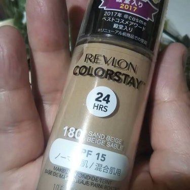 カラーステイ メイクアップ N/REVLON/リキッドファンデーションを使ったクチコミ（2枚目）