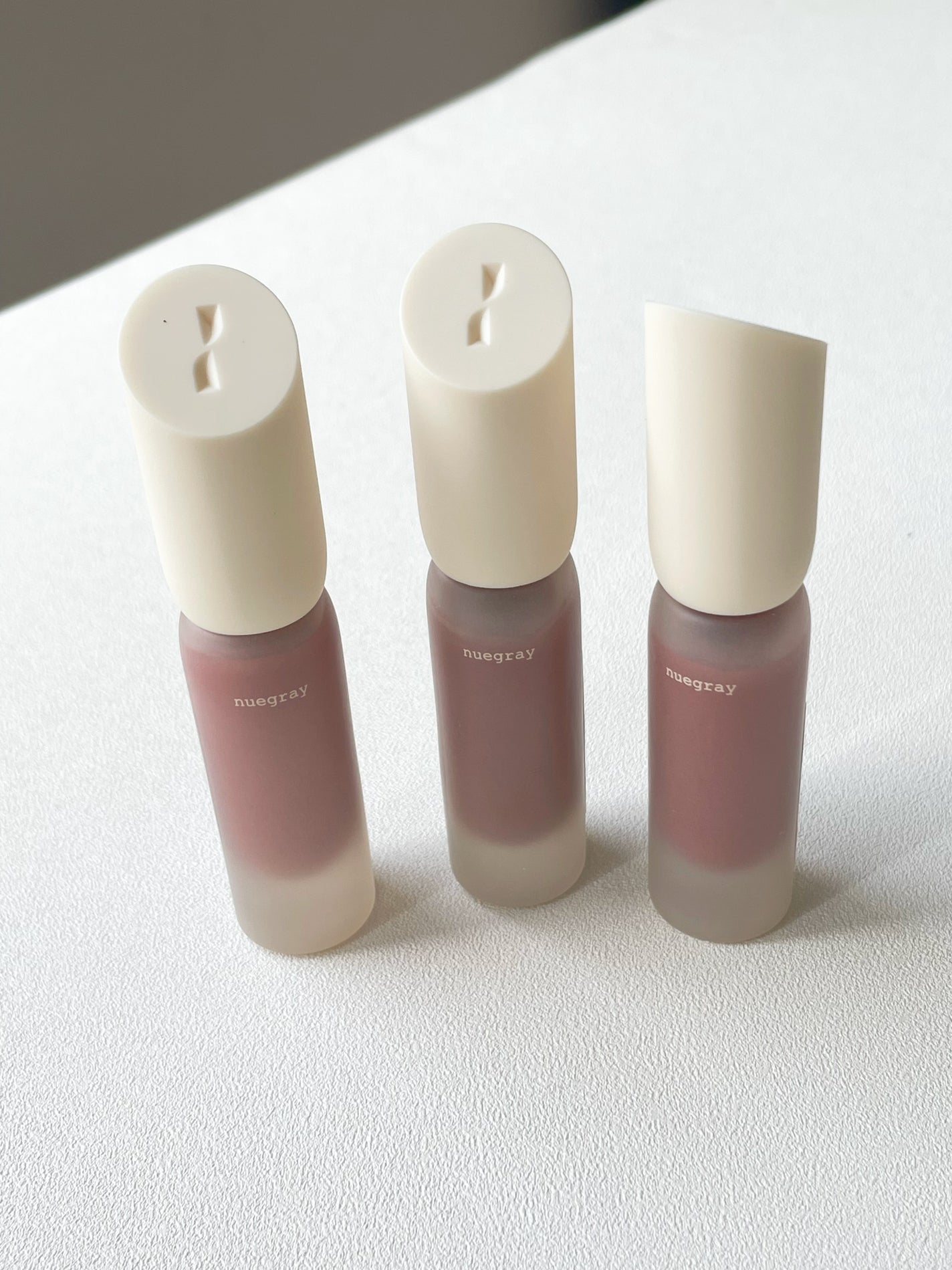 デイリームードマットリキッド/nuegray/リップグロスを使ったクチコミ(2枚目)