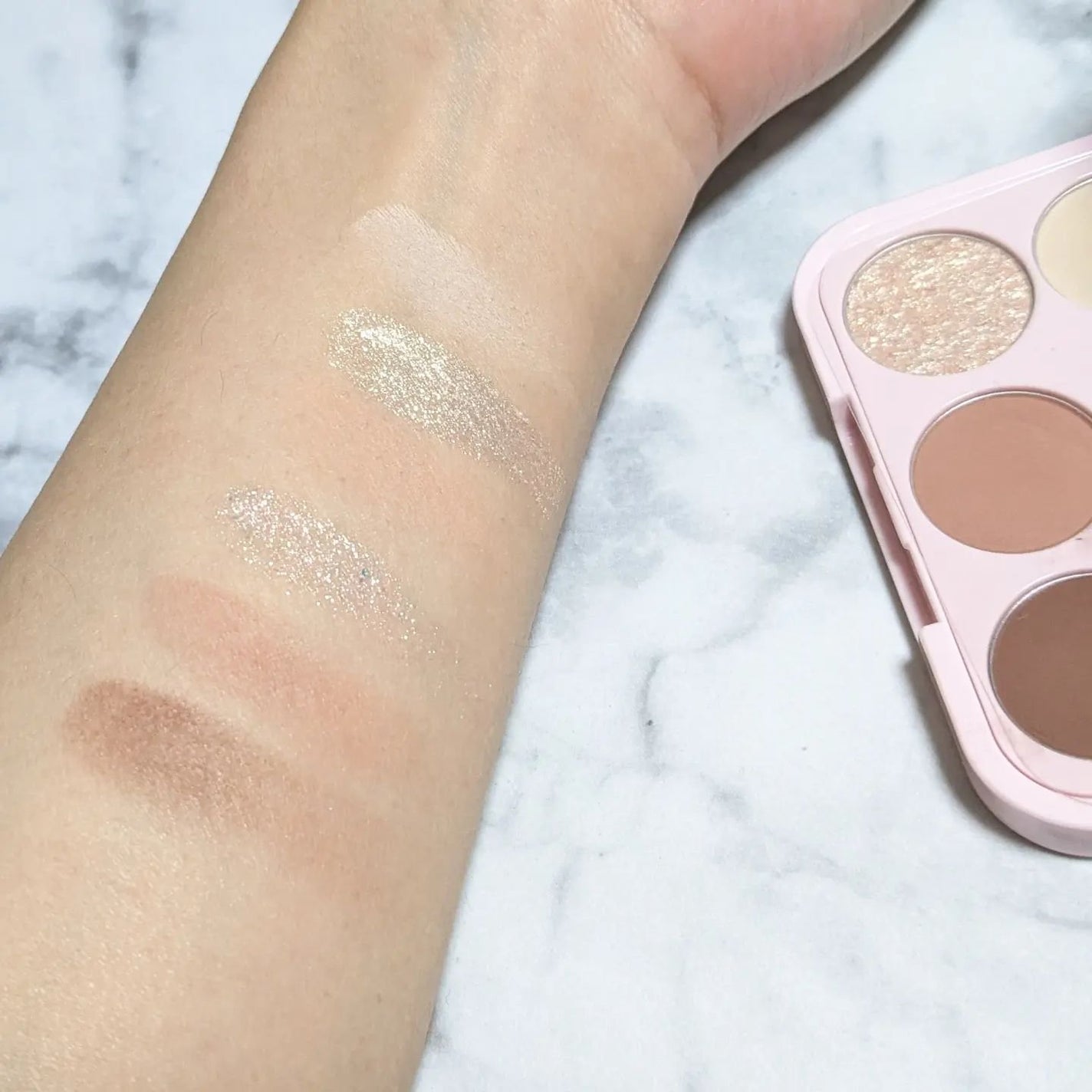 LIKE A SHADOW/BLESSED MOON/ジェル・クリームアイシャドウを使ったクチコミ(3枚目)